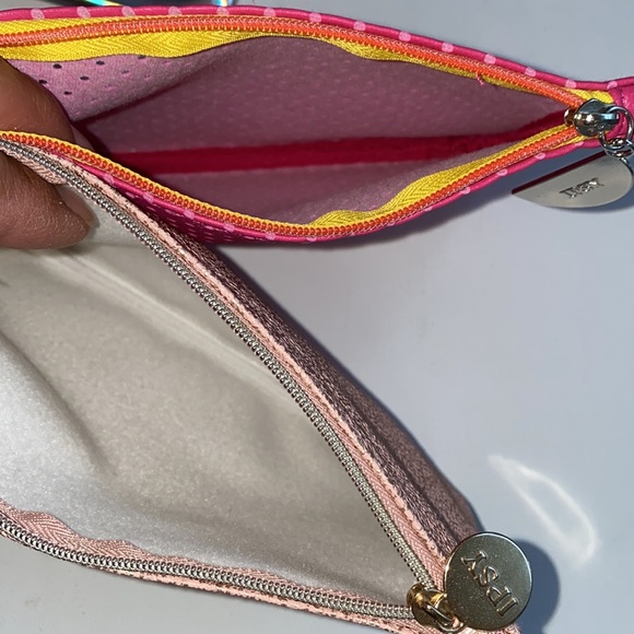 Ipsy 4 Pack Make-up Bags - Picture 2 of 5